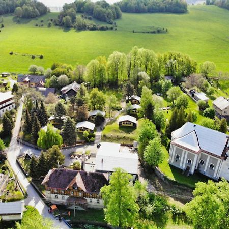 Stredisko Doubrava Hotel Zlaté Hory Exterior foto